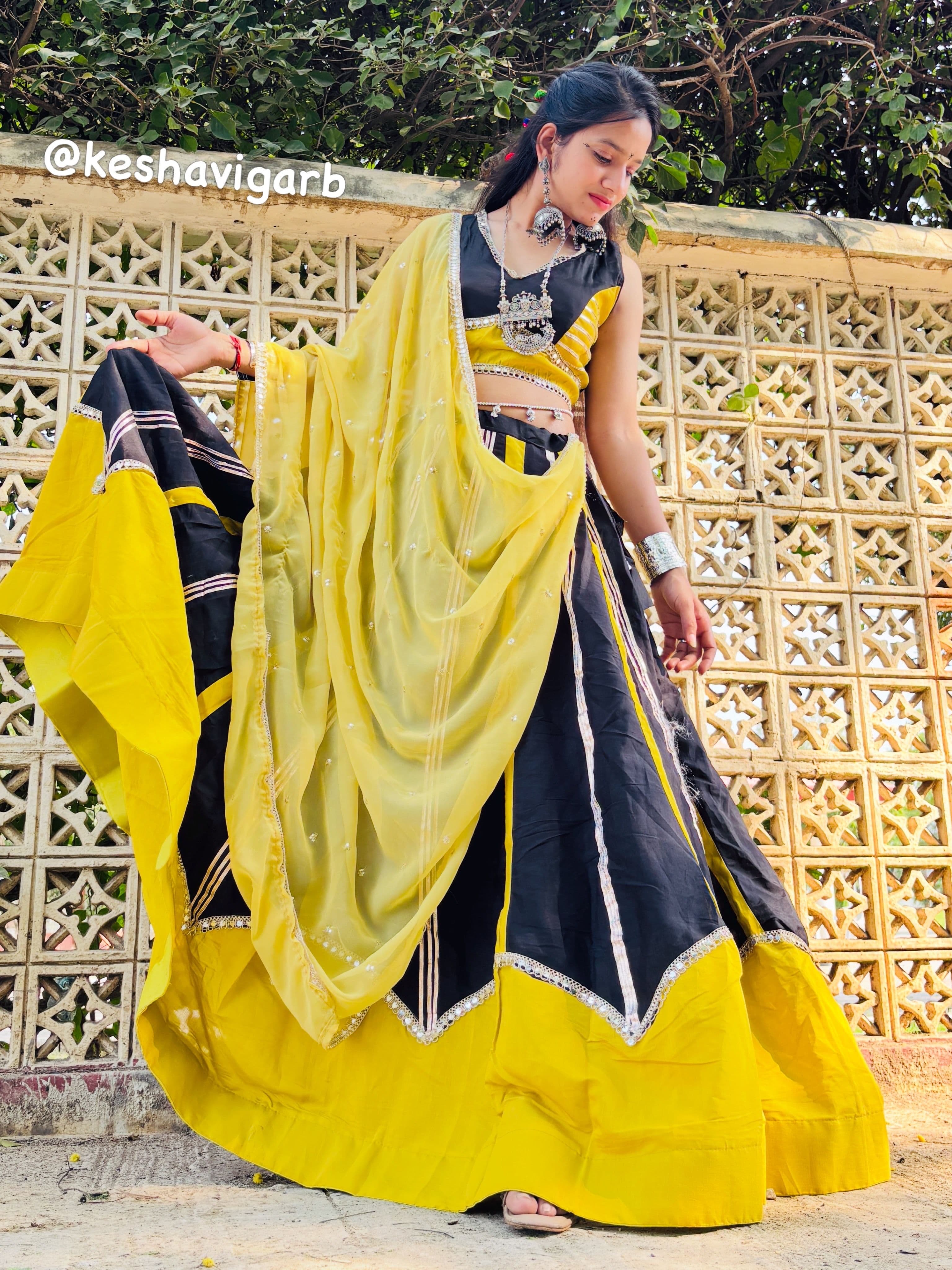 Kaali Peeli Chaniya Choli Kaali Peeli Chaniya Choli